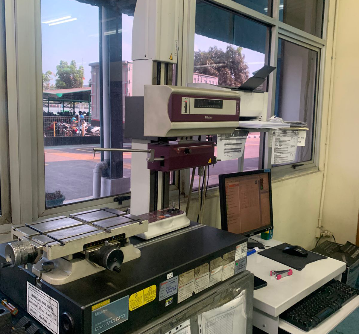 Contracer Measuring Machine